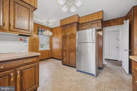 9 Hansen Ct, Narberth, PA 19072 photo 6