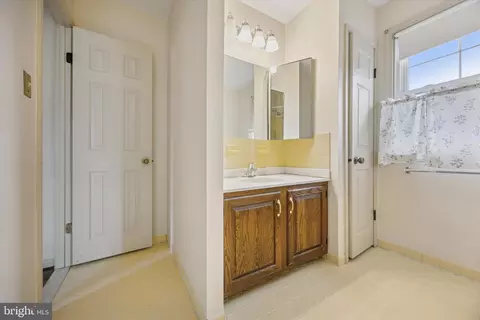 9 Hansen Ct, Narberth, PA 19072 photo 15