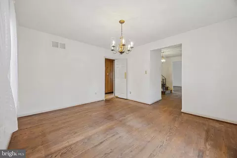9 Hansen Ct, Narberth, PA 19072 photo 3