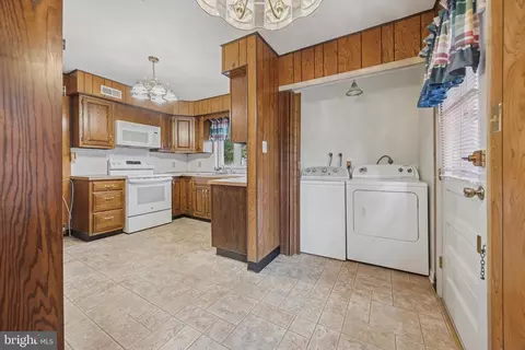 9 Hansen Ct, Narberth, PA 19072 photo 8