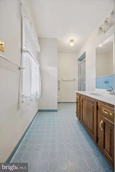 9 Hansen Ct, Narberth, PA 19072 photo 22