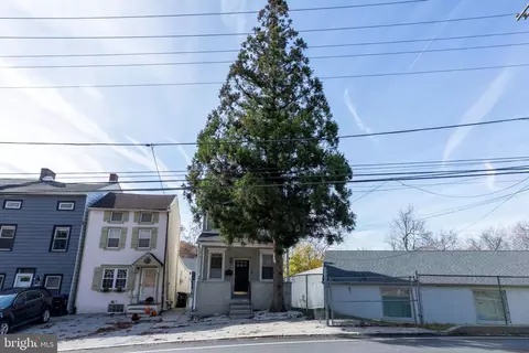 131 Barren Rd Apt, Conshohocken, PA 19428