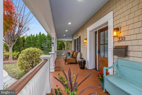 330 Dudley Ave, Narberth, PA 19072 photo 2