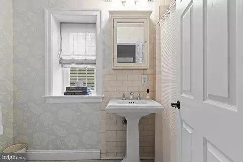 330 Dudley Ave, Narberth, PA 19072 photo 18
