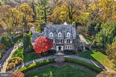 302 Brentford Rd, Haverford, PA 19041