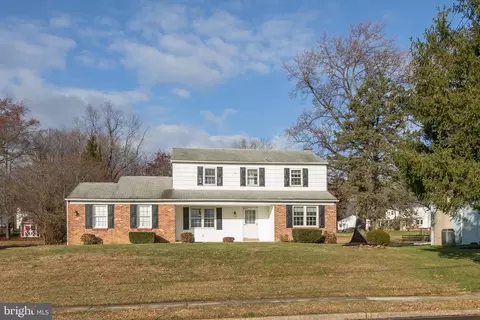 2505 Damian Dr, Hatboro, PA 19040