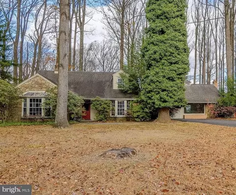 1985 Huntingdon Rd, Huntingdon Valley, PA 19006
