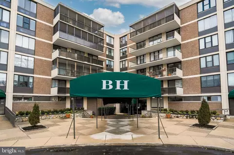 8302 Old York Rd #B-24, Elkins Park, PA 19027