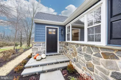 1921 Whitehall Rd, Norristown, PA 19403