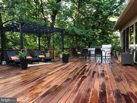 Exterior - 400 Highview Dr, Wayne, PA 19087 photo 14 of 19
