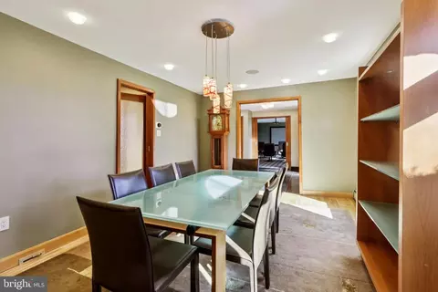 Dining - 400 Highview Dr, Wayne, PA 19087 photo 4 of 5