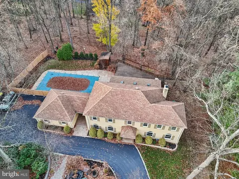View/Area - 400 Highview Dr, Wayne, PA 19087 photo 1 of 14