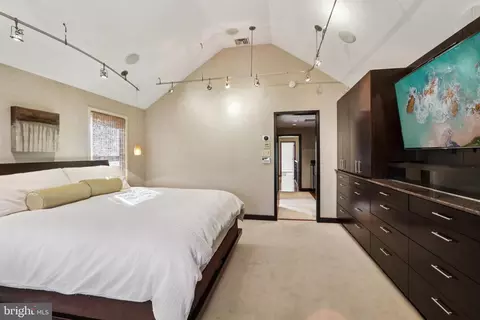 Bedroom - 400 Highview Dr, Wayne, PA 19087 photo 13 of 16