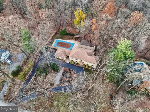 View/Area - 400 Highview Dr, Wayne, PA 19087 photo 3 of 14