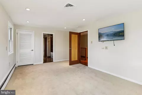 Bedroom - 400 Highview Dr, Wayne, PA 19087 photo 1 of 16