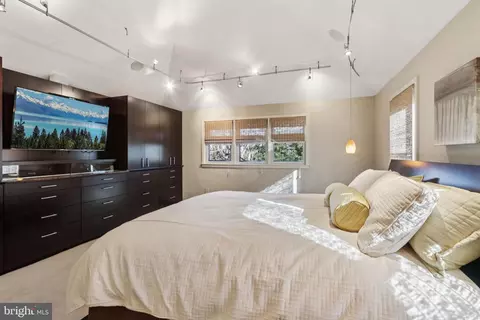 Bedroom - 400 Highview Dr, Wayne, PA 19087 photo 16 of 16