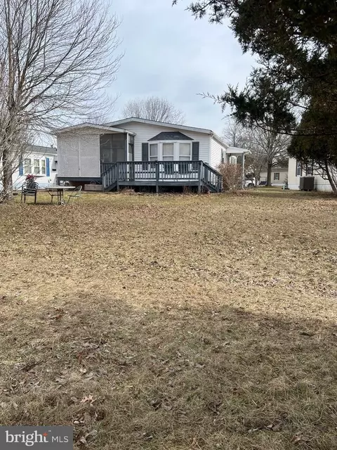 764 Aspen Cir, Red Hill, PA 18076