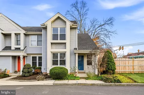 108 Allison Ct, Lansdale, PA 19446