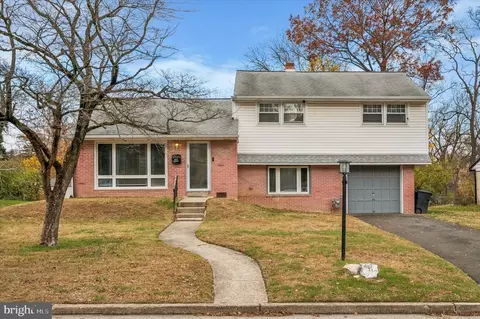 7410 Richards Rd, Elkins Park, PA 19027