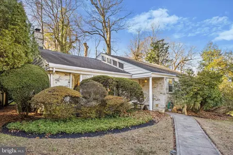 1450 Pepper Rd, Jenkintown, PA 19046