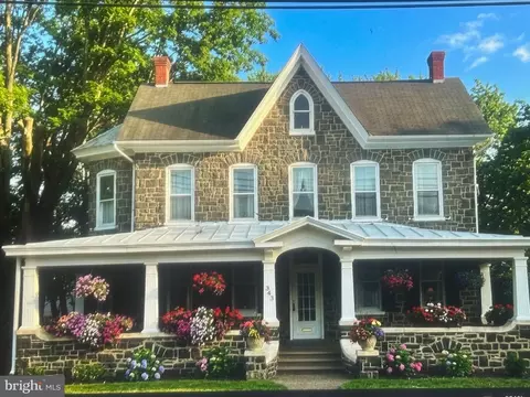 343 Main St, Red Hill, PA 18076