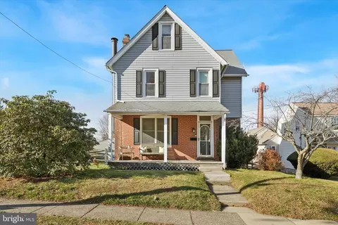 17 North Ave, Wyncote, PA 19095