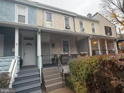 9 E Basin St, Norristown, PA 19401