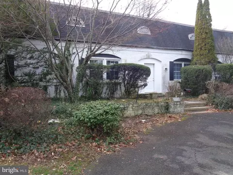 1480 Noble Rd, Jenkintown, PA 19046