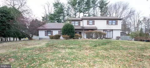 1210 Mettler Rd, Huntingdon Valley, PA 19006