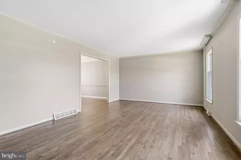 Living - 320 E Ormandy Pl, Ambler, PA 19002 photo 2 of 8