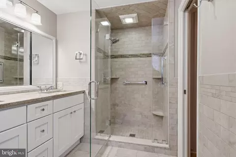 Bath - 320 E Ormandy Pl, Ambler, PA 19002 photo 2 of 5
