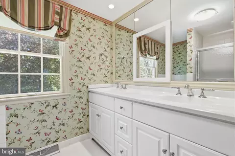 Bath - 320 E Ormandy Pl, Ambler, PA 19002 photo 5 of 5