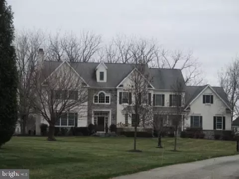 2098 Deep Meadow Ln, Lansdale, PA 19446