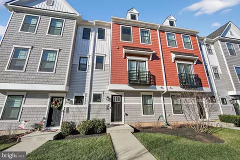 321 Chestnut St, Collegeville, PA 19426