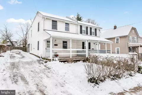 211 Greenfield Ave, Ardmore, PA 19003