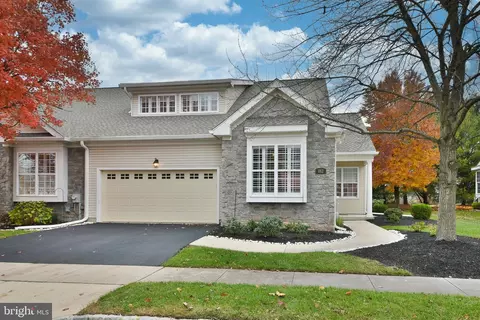 182 Lattice Ln, Collegeville, PA 19426