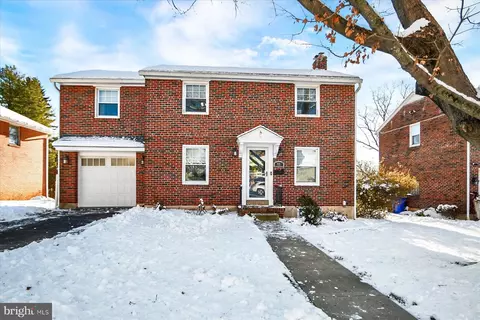 92 Cedar St, Pottstown, PA 19464