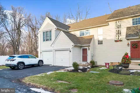 278 Elm Ct, North Wales, PA 19454