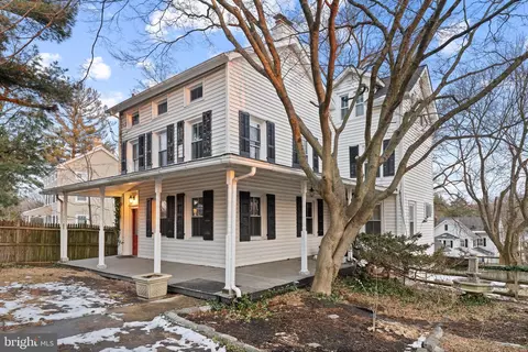 3004 Church Rd, Lafayette Hill, PA 19444