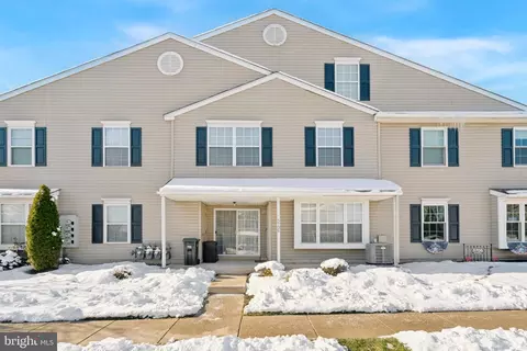 5706 Drawbridge Ct, Royersford, PA 19468