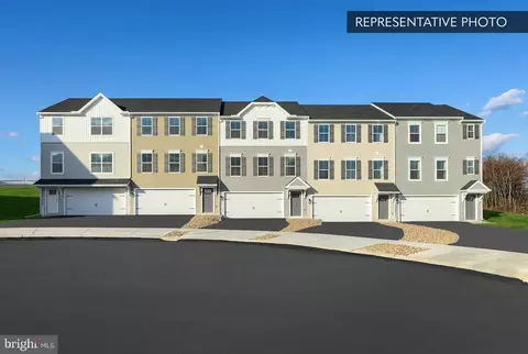 728 Fawn Way #LOT 11, Pennsburg, PA 18073