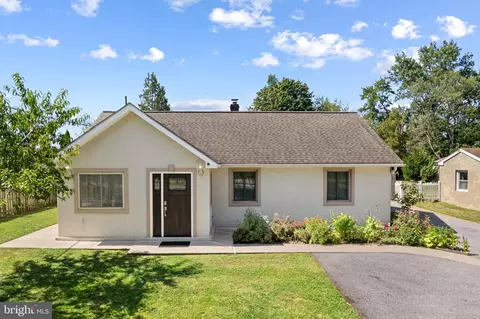 1402 Sterigere, Norristown, PA 19403