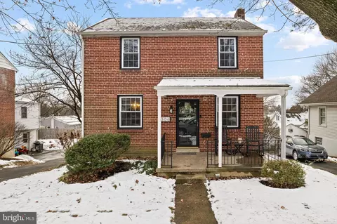 306 Krewson Ter, Willow Grove, PA 19090