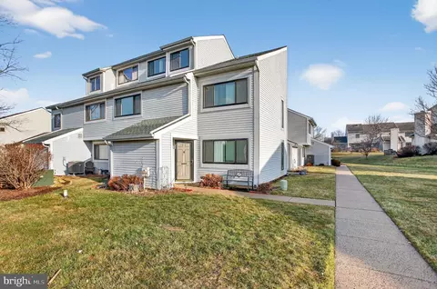 701 Continental Dr, Harleysville, PA 19438