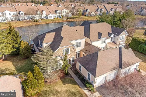 251 Goldenrod Dr, Lansdale, PA 19446