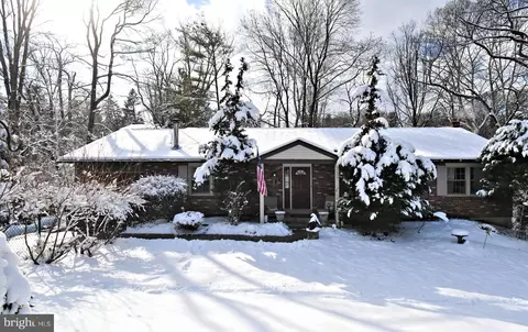 1113 Clark Rd, Wyndmoor, PA 19038