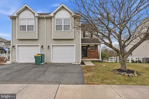 737 Seminary St, Pennsburg, PA 18073