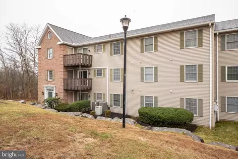 620 Manatawny St #CONDO 25, Pottstown, PA 19464