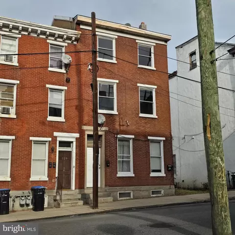 121 W Marshall St, Norristown, PA 19401