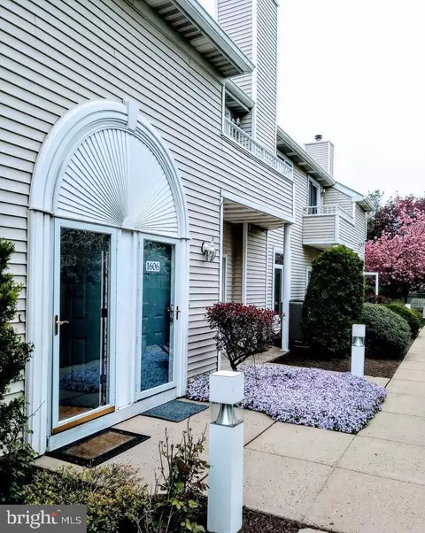 1606 Naomis Ct #1606, North Wales, PA 19454